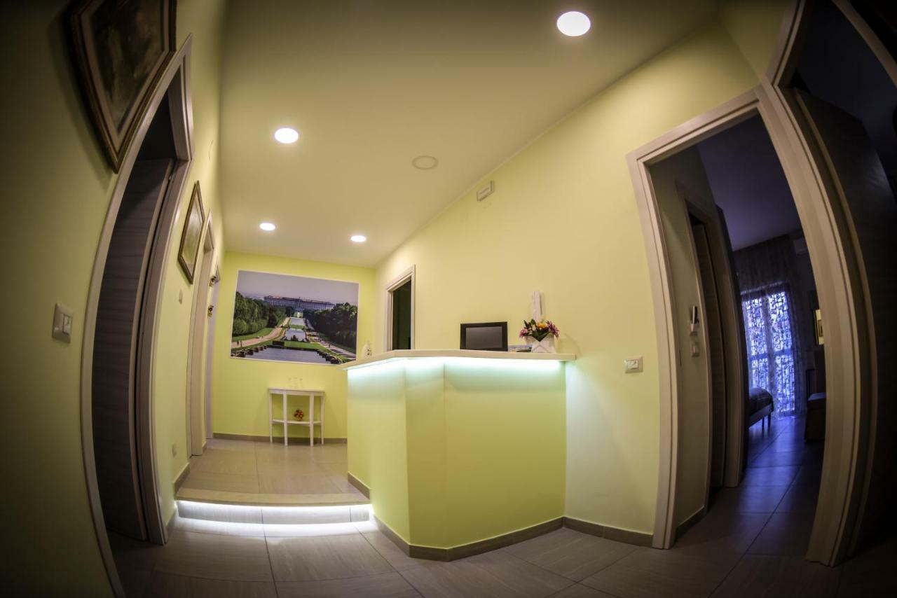 Le Fontane Del Re Bed and Breakfast Caserta Buitenkant foto