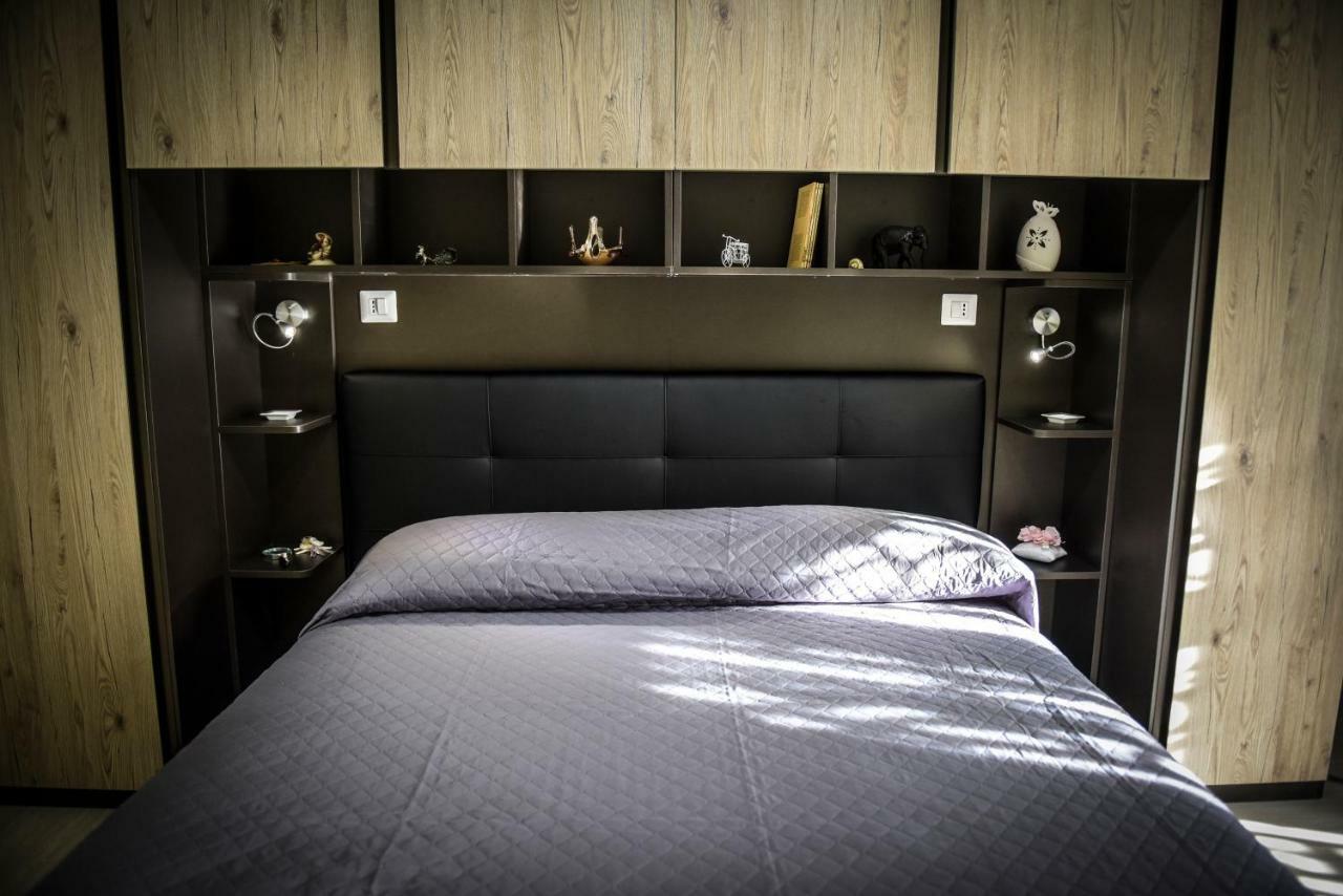 Le Fontane Del Re Bed and Breakfast Caserta Buitenkant foto